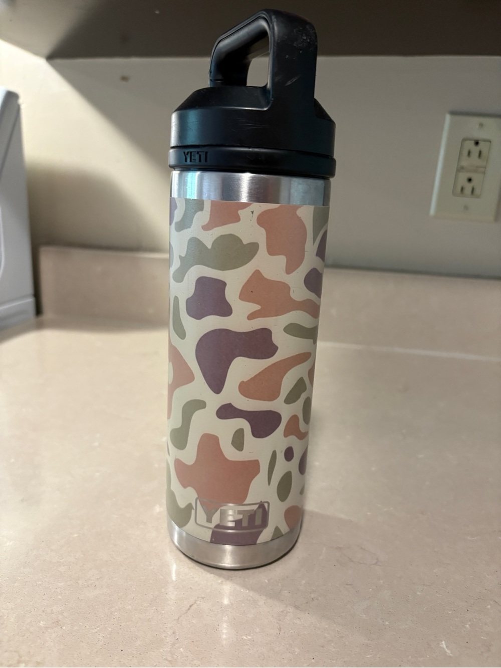 Yeti Rambler Bottle in Desert Camo Pattern with Black Lid